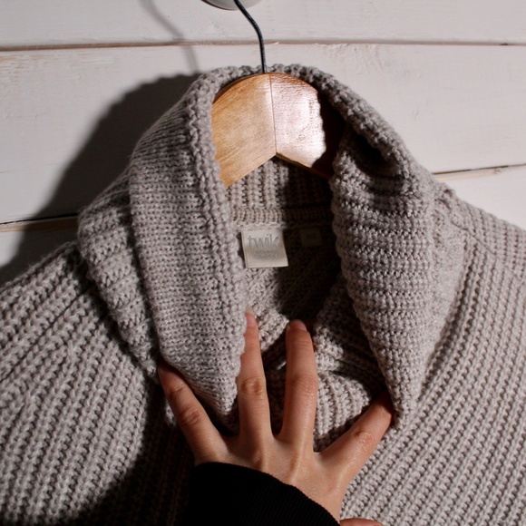 Soft & Cozy Oversized Cowl Neck Poncho - Picture 5 of 7